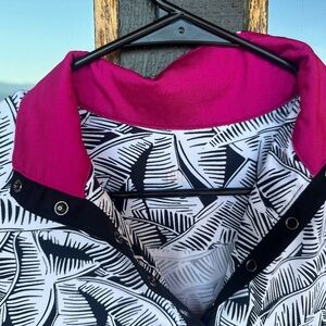 Women’s Medium Golf Shirt